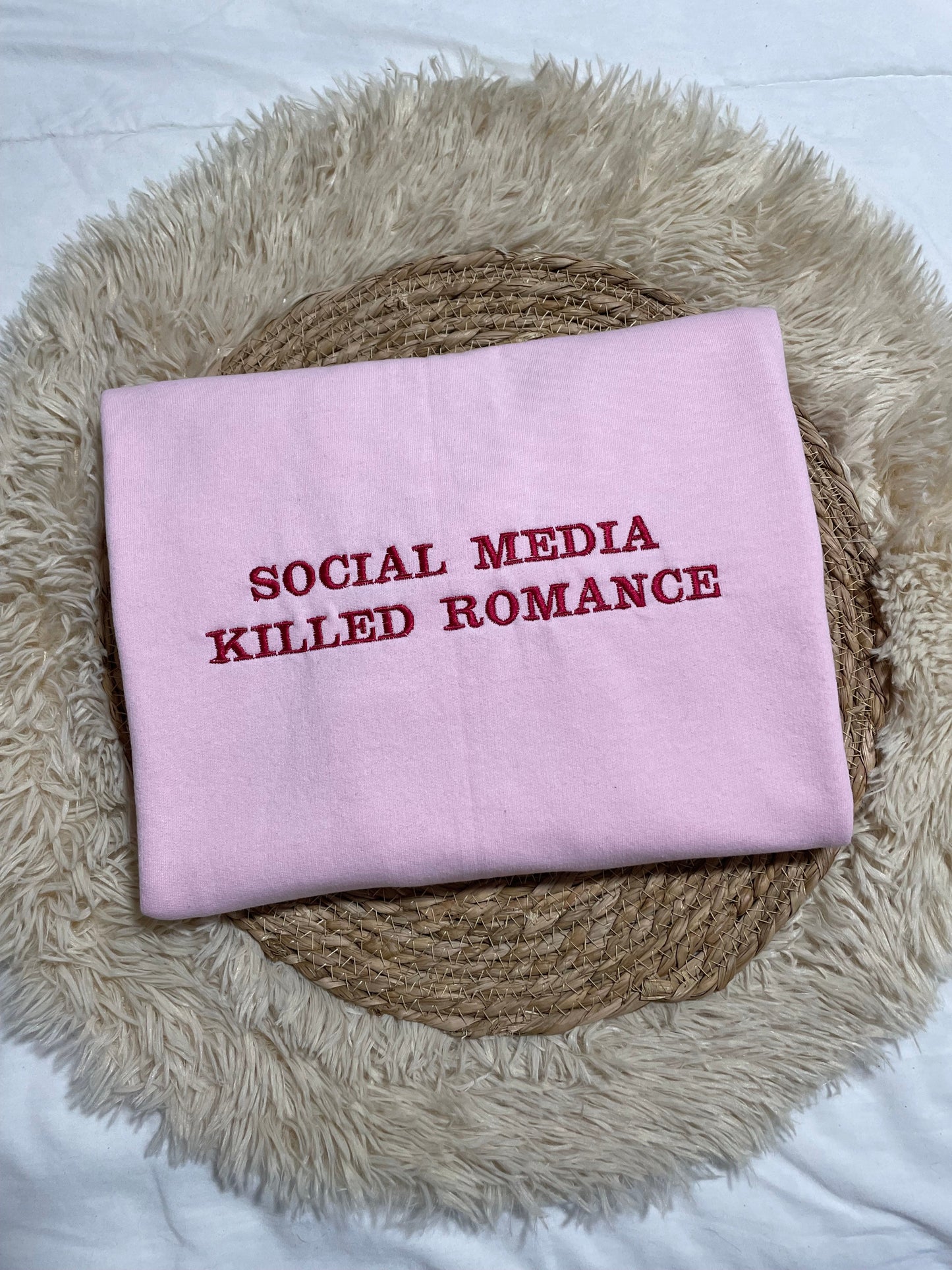 Sudadera "Social media killed romance"